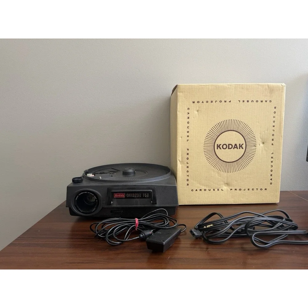 Vintage Kodak Carousel 750 Slide Projector Ektanar Lens Remote Manual Original